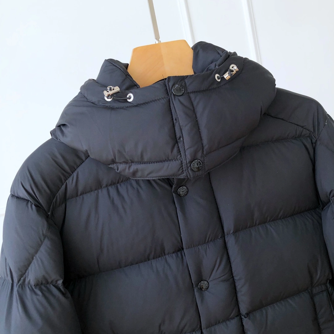 FlexibleFit Moncler Down Jackets 146457