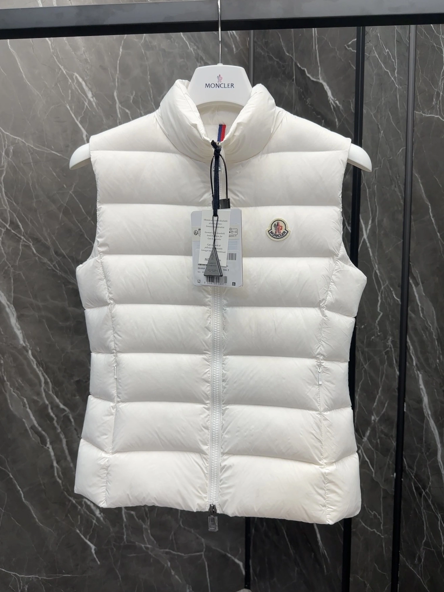 Moncler Down Jackets Attractive 146466