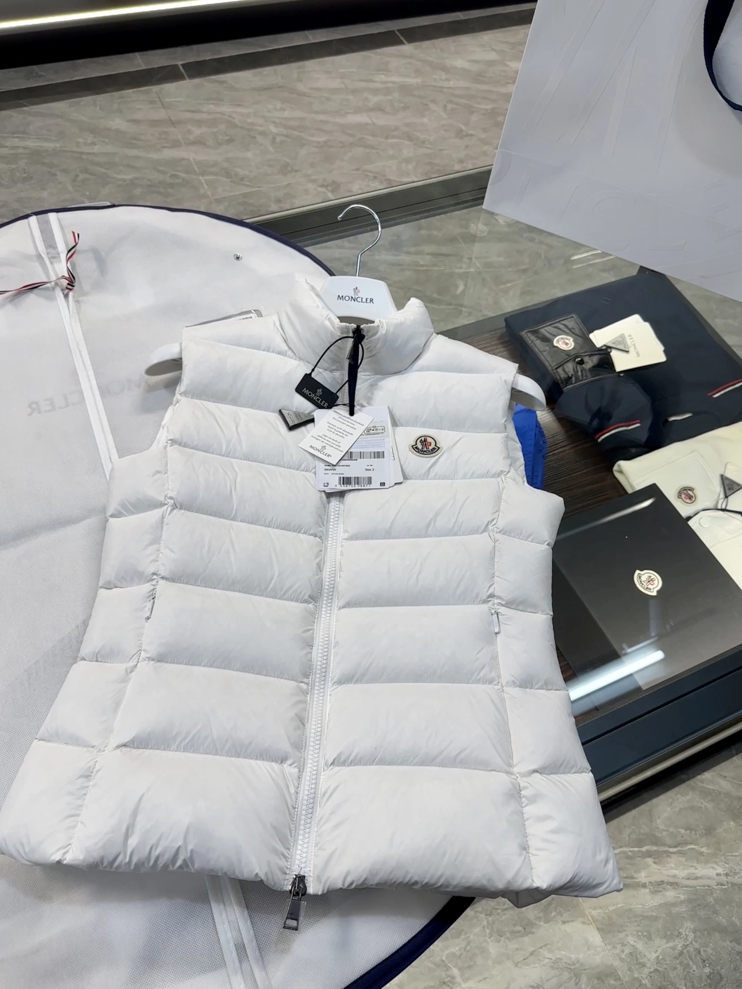 Moncler Down Jackets Attractive 146466