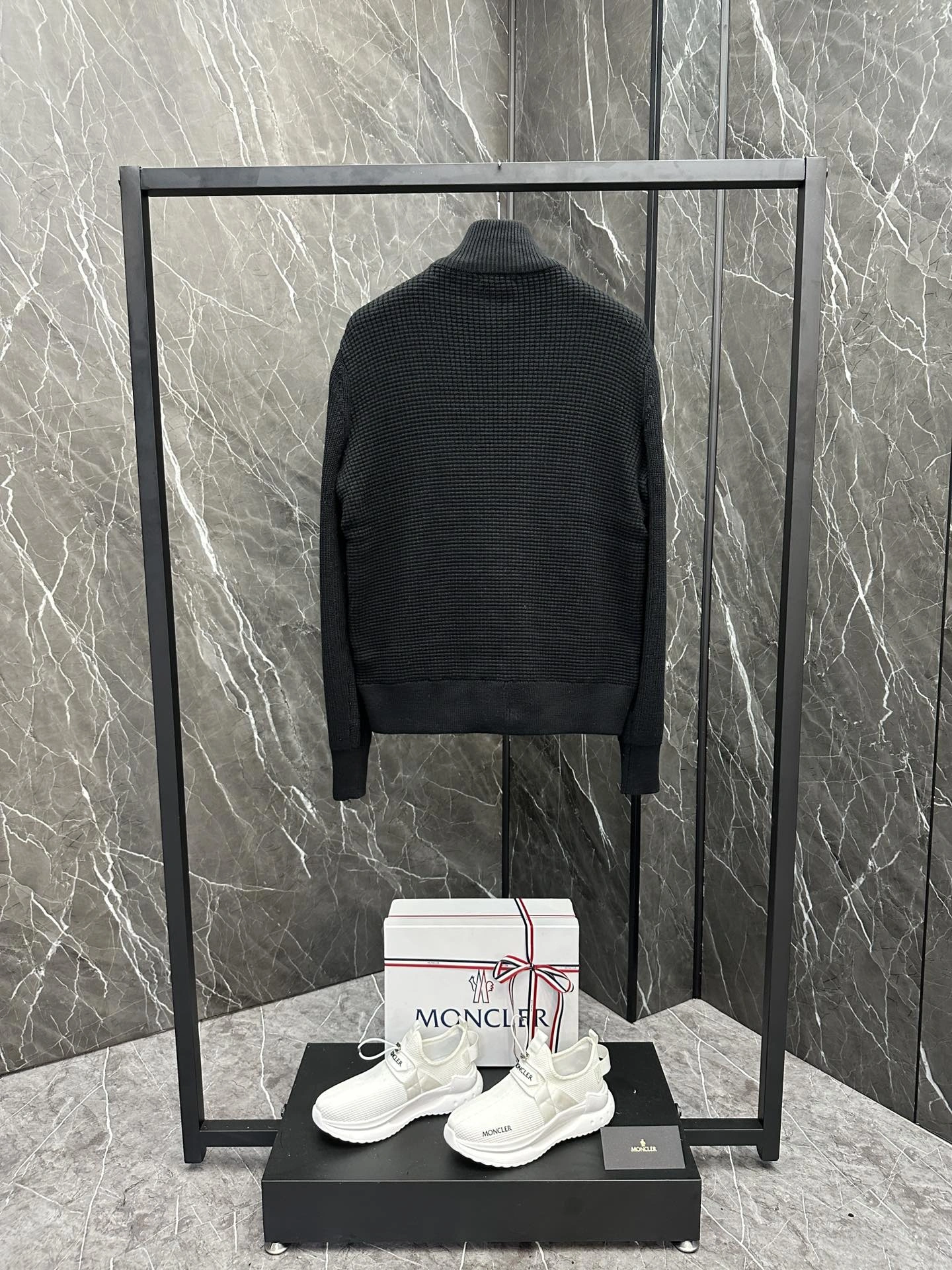 TravelReady Moncler Down Jackets 146467