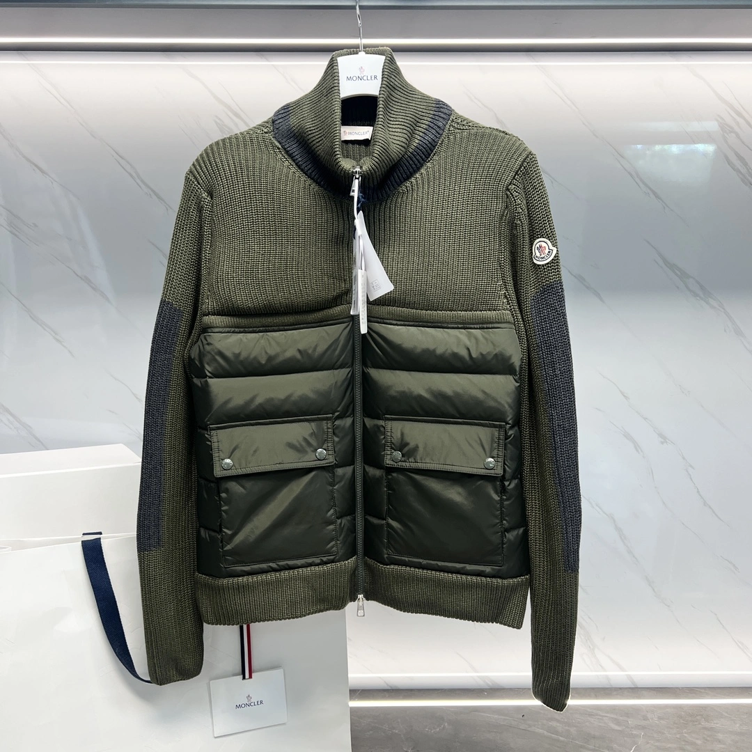 Moncler Down Jackets Packable 146459