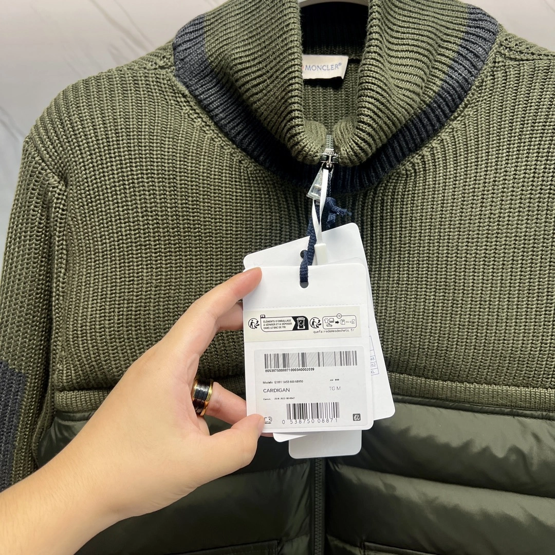 Moncler Down Jackets Packable 146459