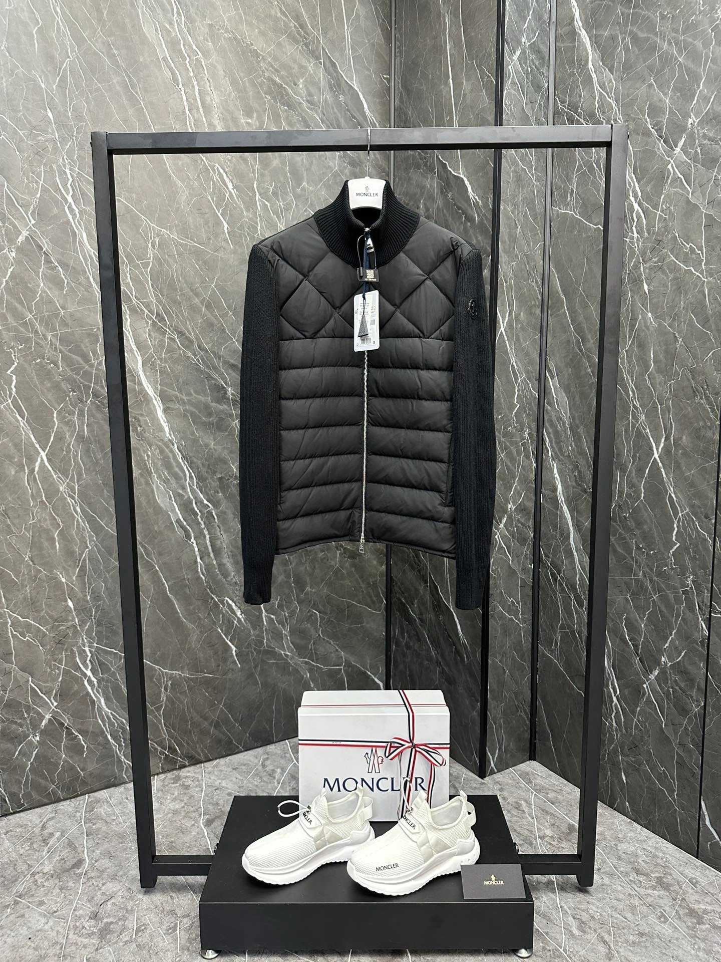 TimelessDesign Moncler Down Jackets 146442
