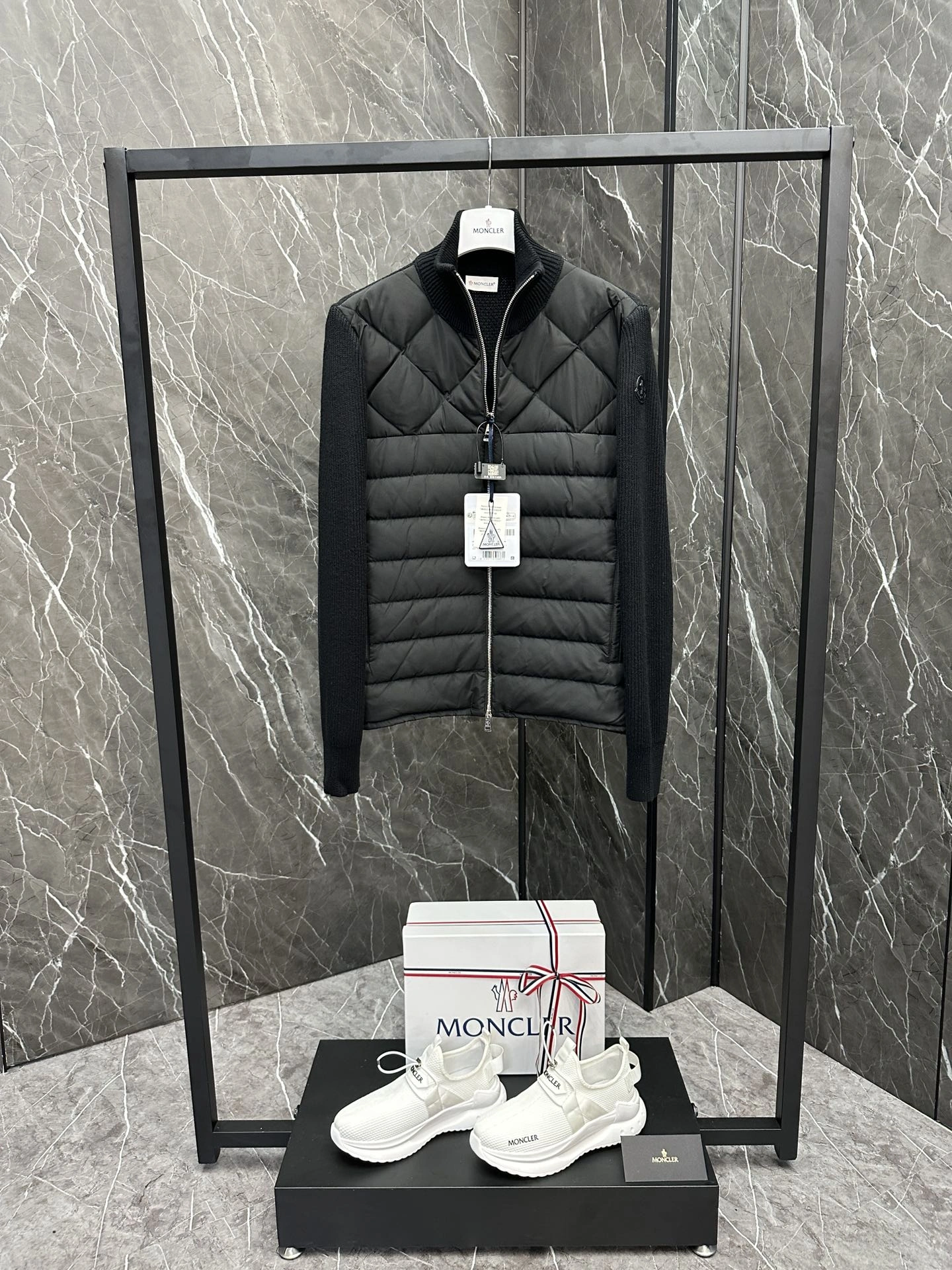 TimelessDesign Moncler Down Jackets 146442