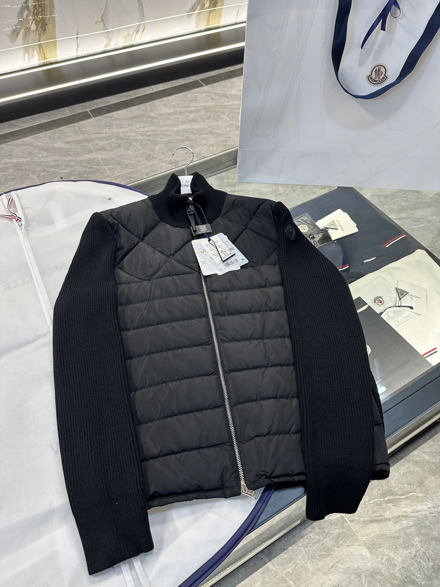 TimelessDesign Moncler Down Jackets 146442