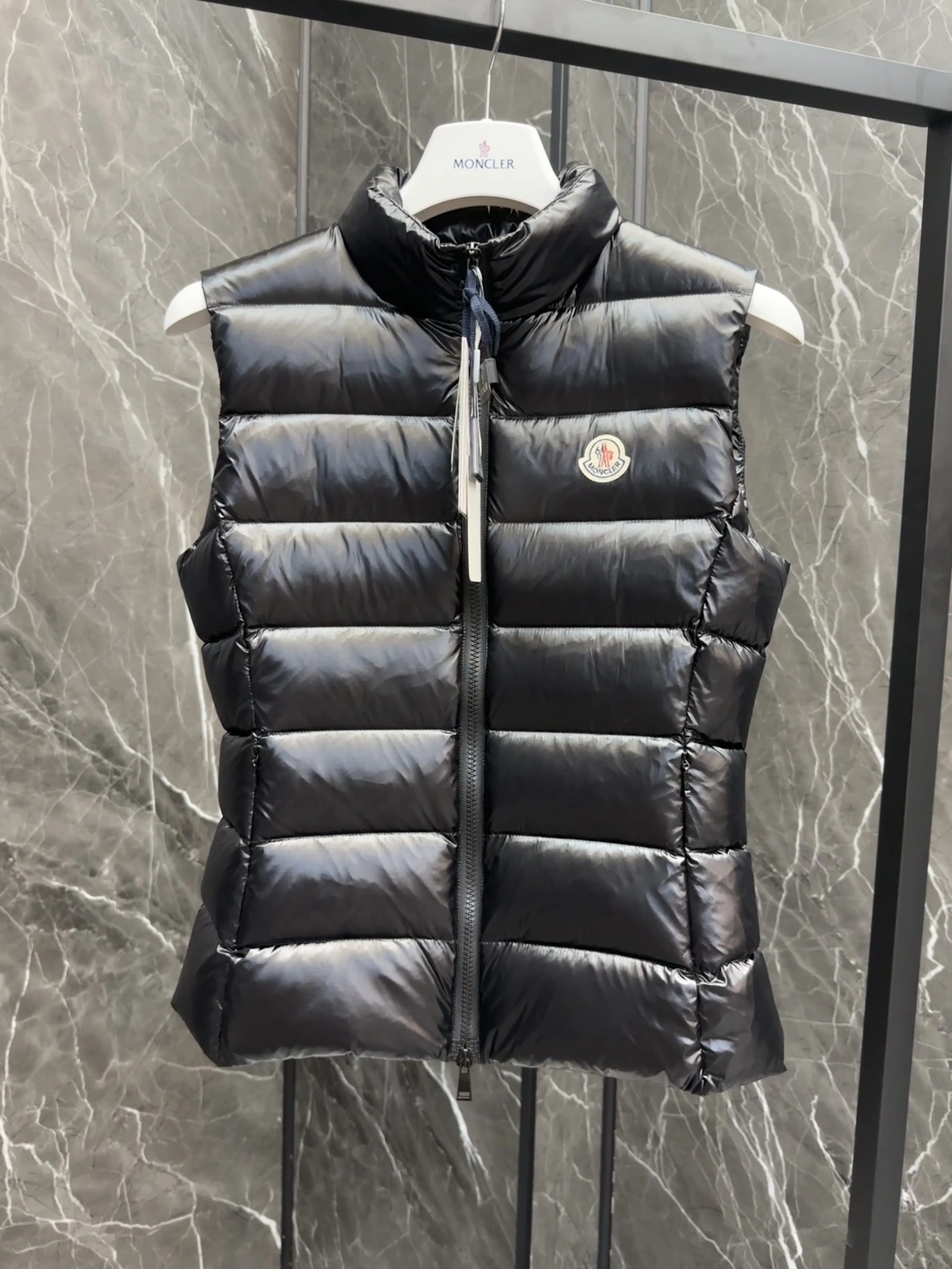 Moncler Down Jackets UrbanStyle 146441