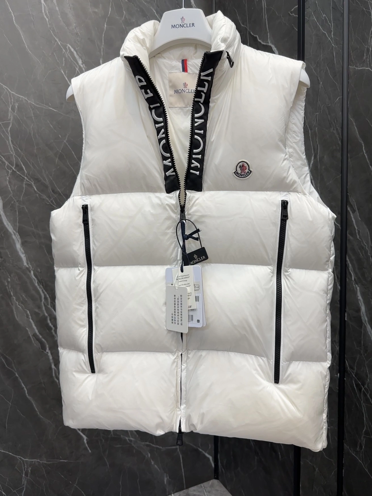 Unique Moncler Down Jackets 146464