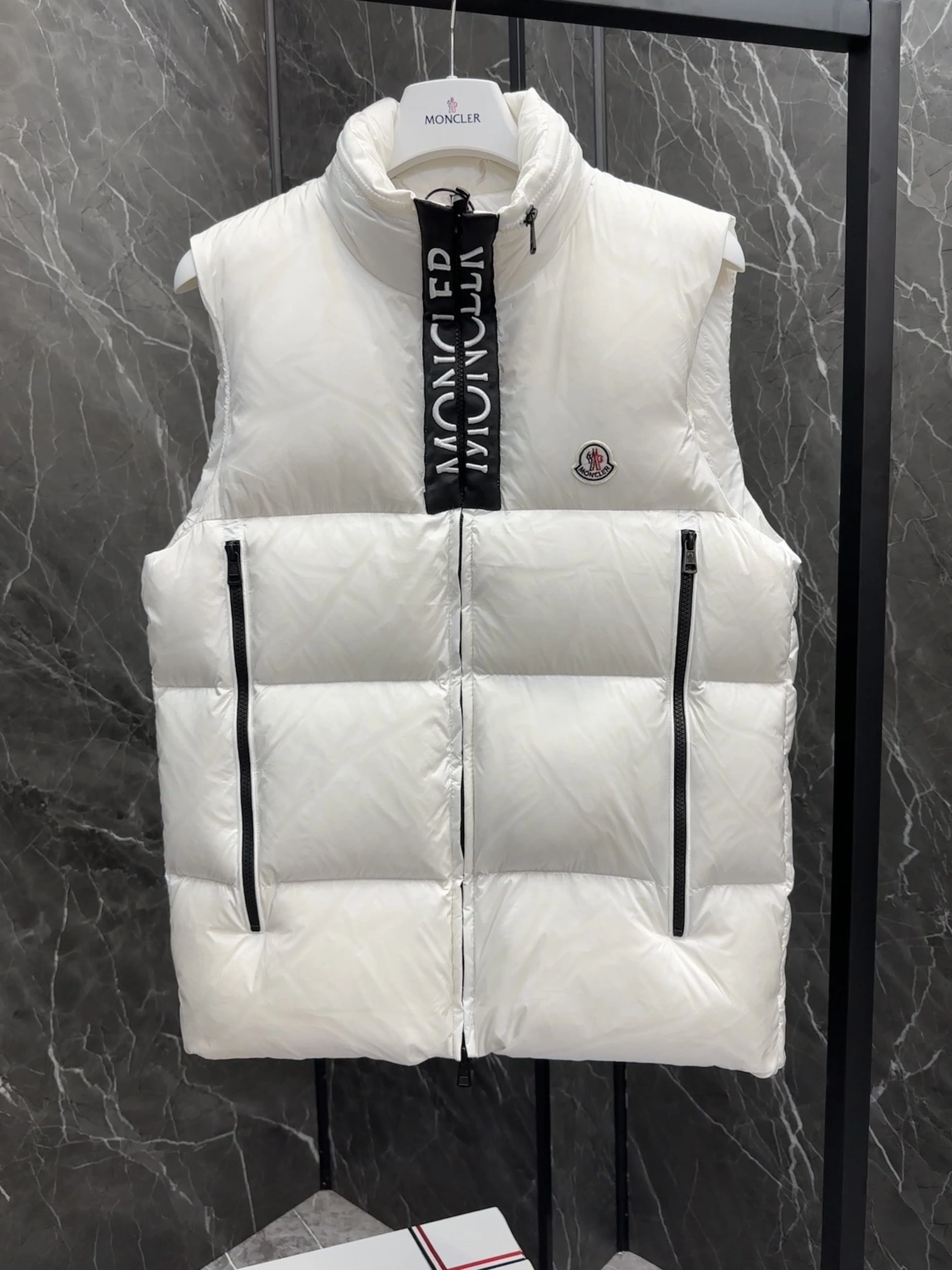 Unique Moncler Down Jackets 146464