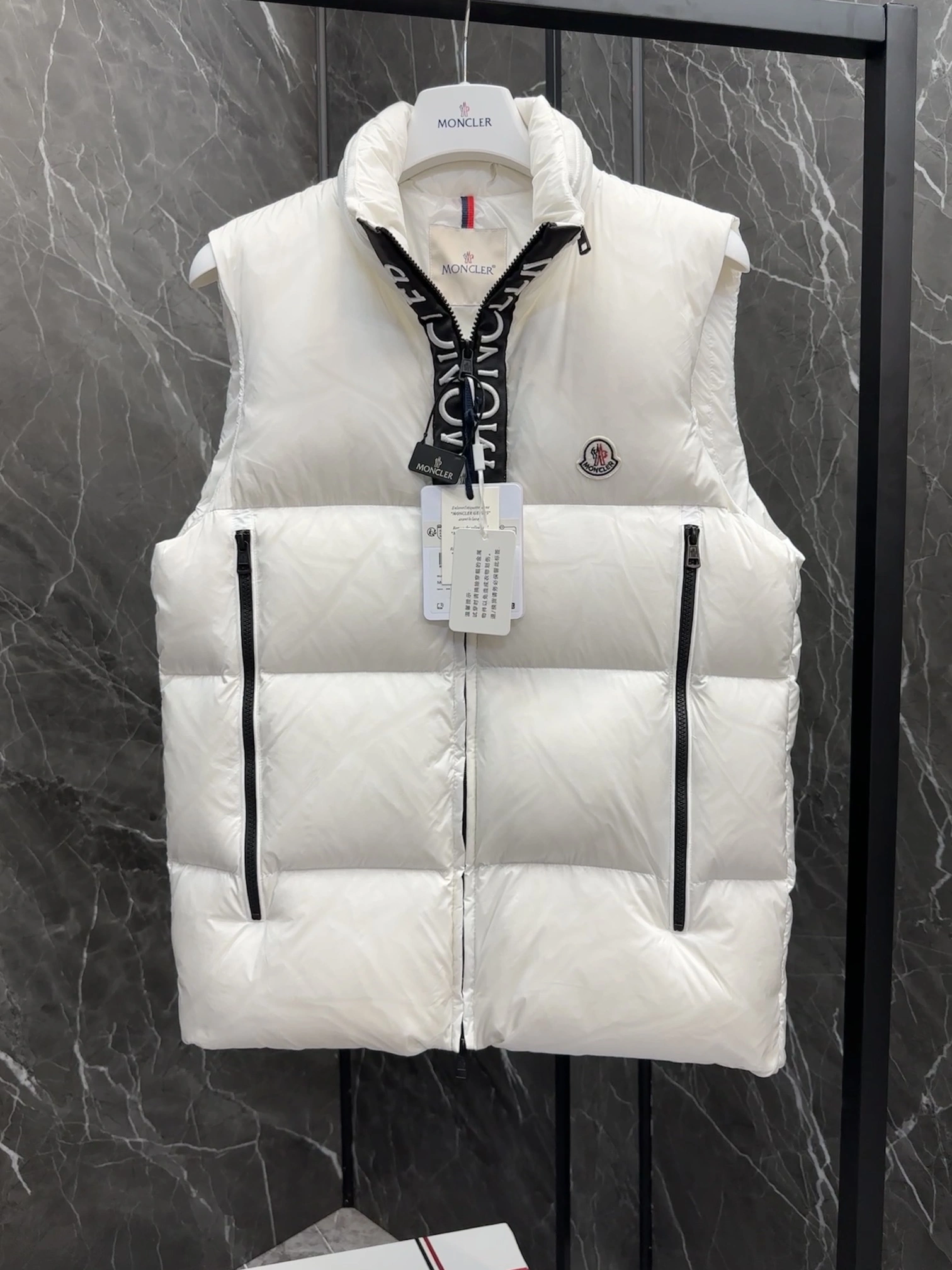 Unique Moncler Down Jackets 146464
