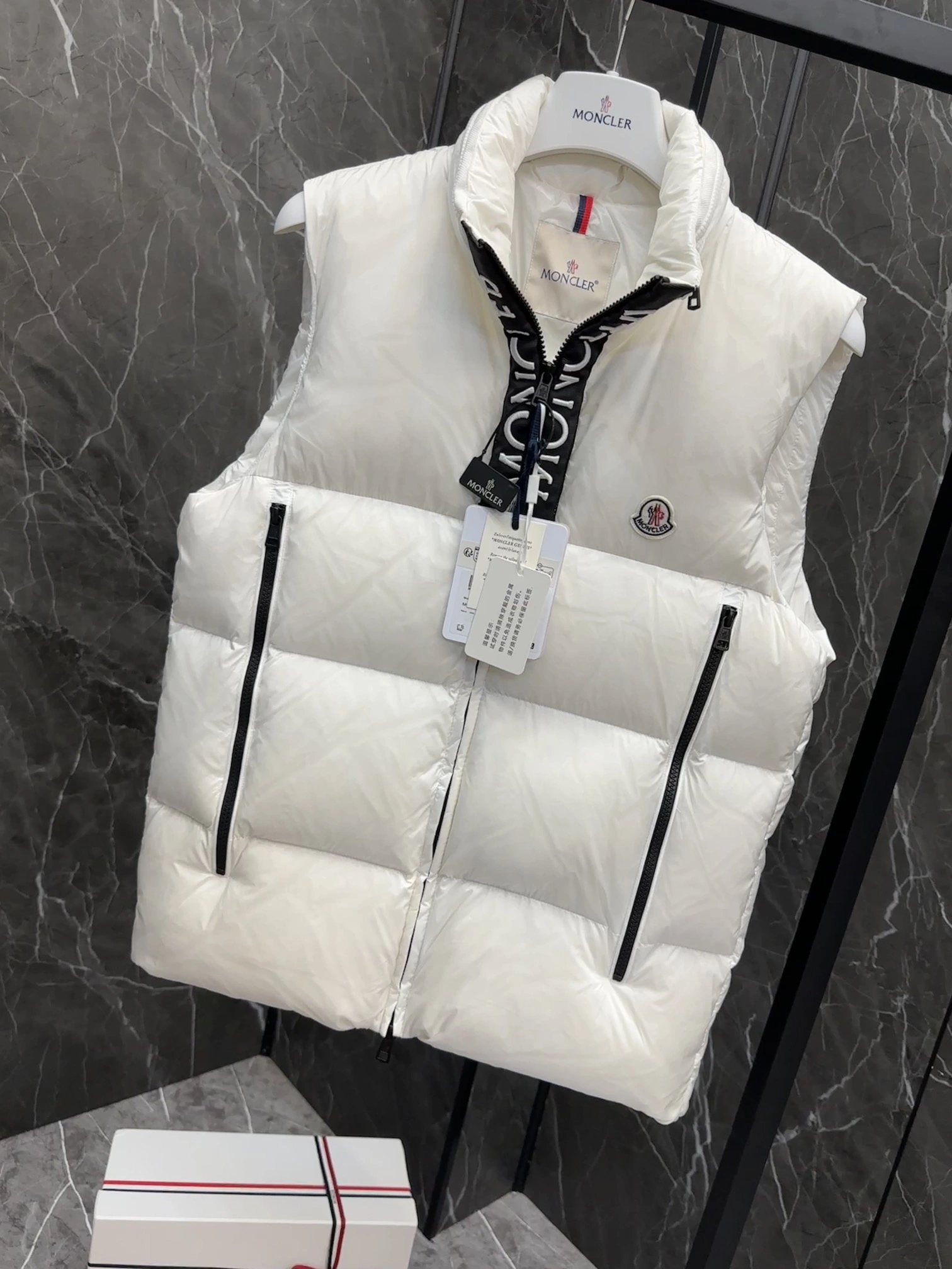 Unique Moncler Down Jackets 146464