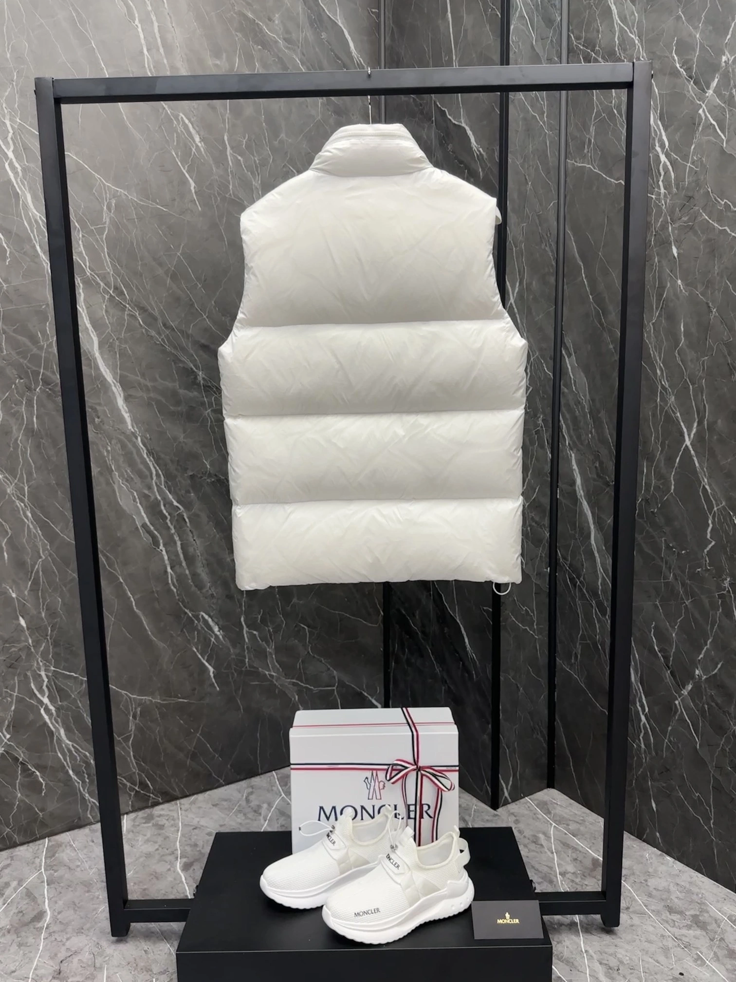 Unique Moncler Down Jackets 146464