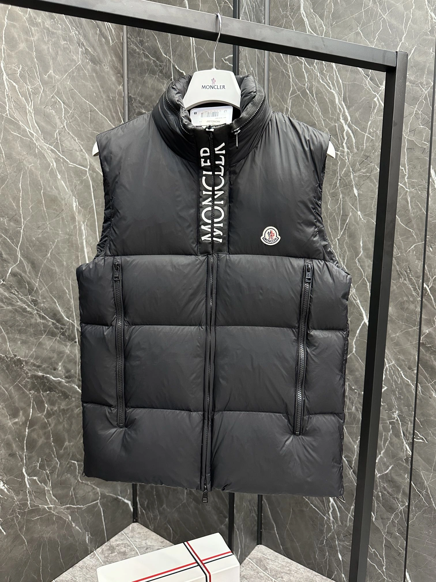 Moncler Down Jackets WeatherProof 146452