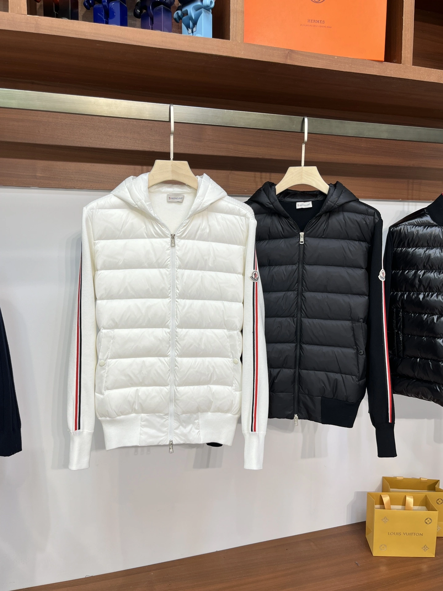 Efficient Moncler Down Jackets 146438