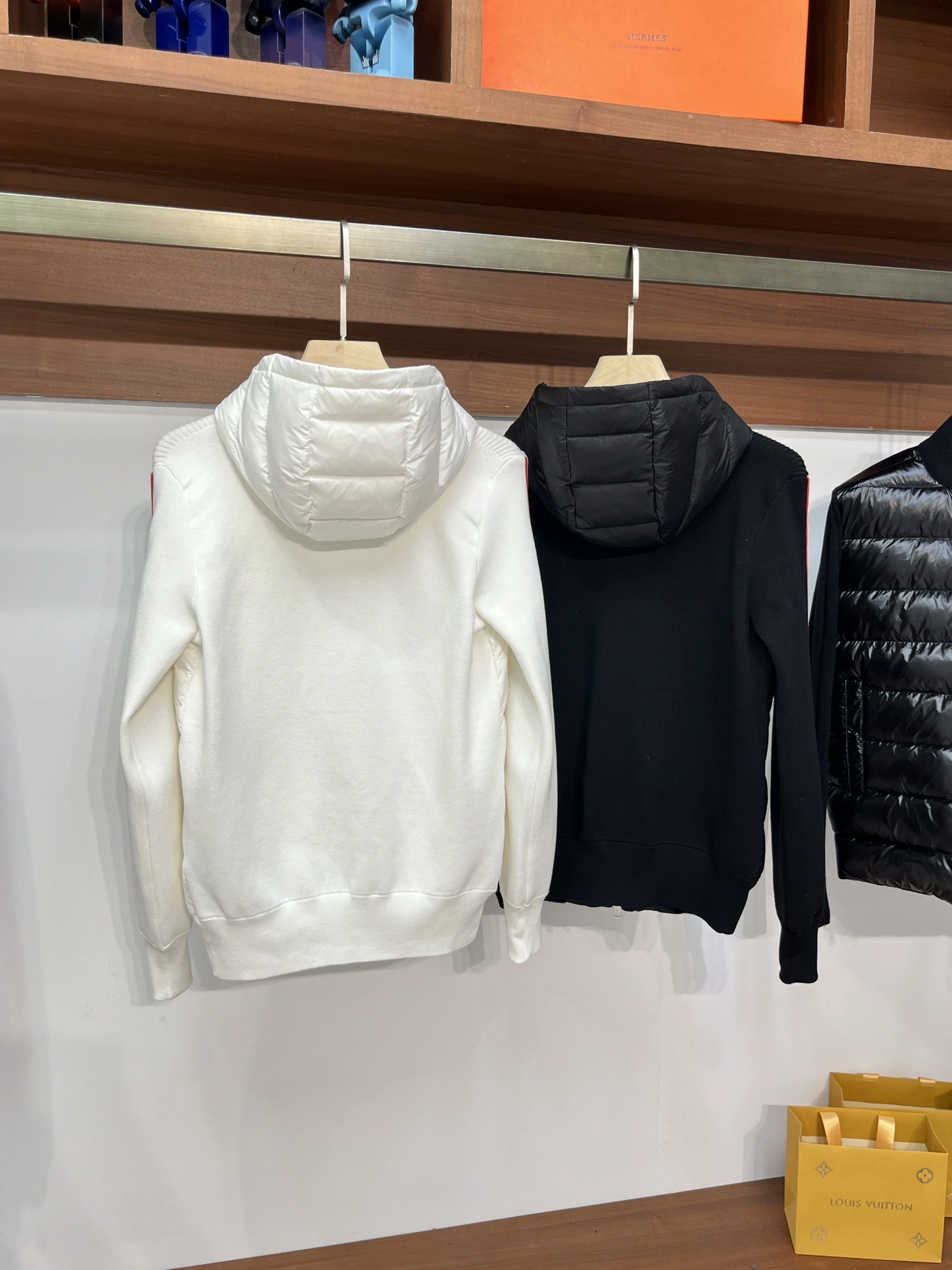 Efficient Moncler Down Jackets 146438