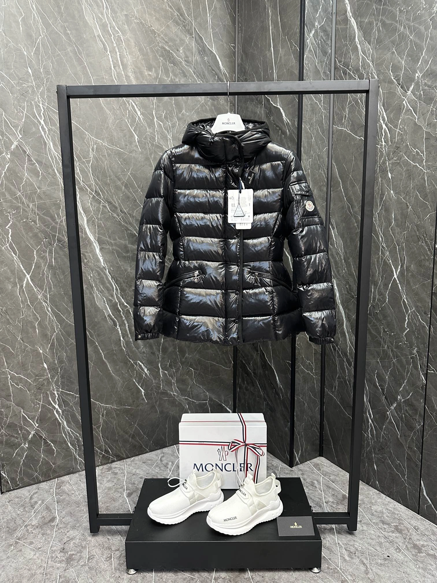 Attractive Moncler Down Jackets 146434