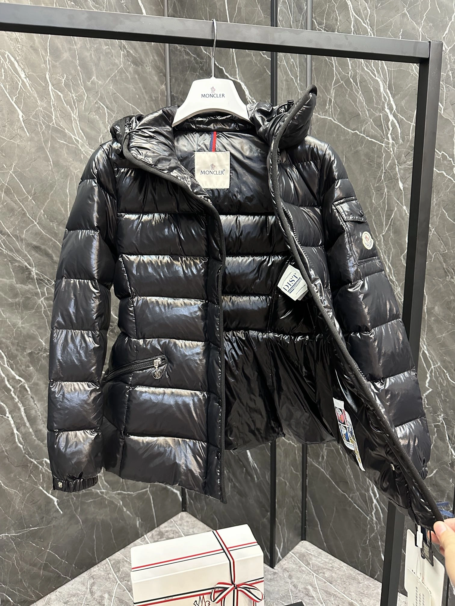 Attractive Moncler Down Jackets 146434