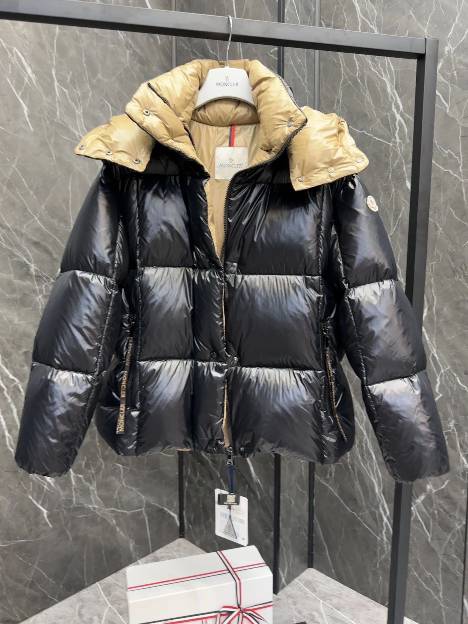 EasyCare Moncler Down Jackets 146433