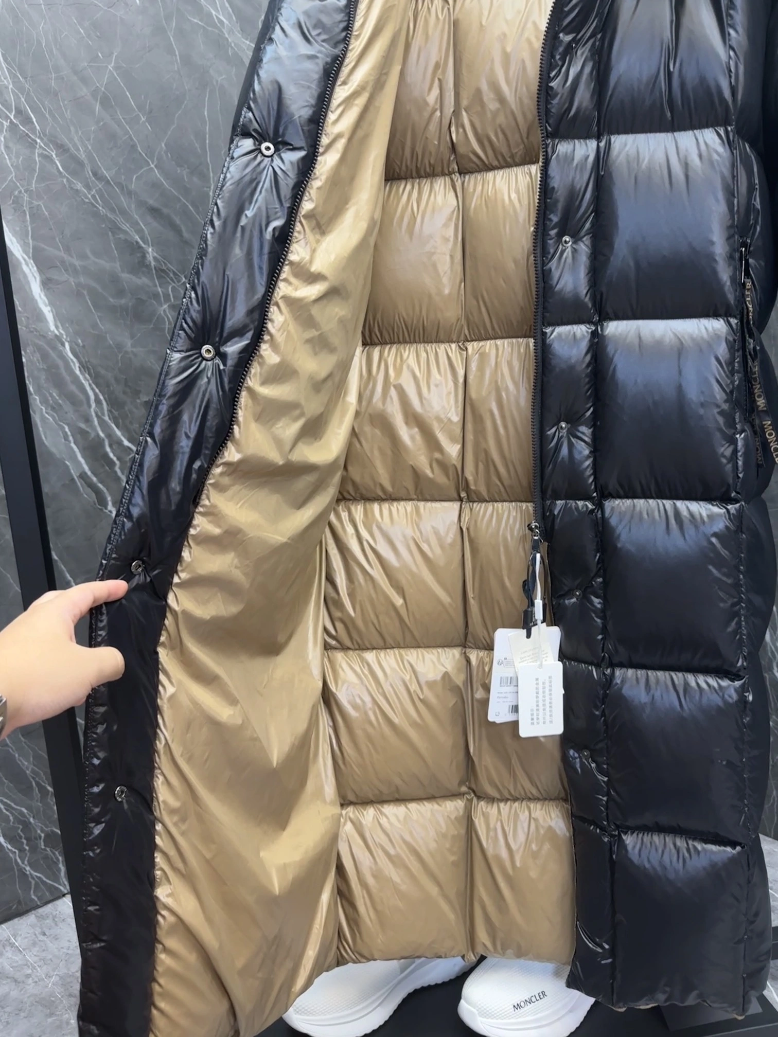 Lightweight Moncler Down Jackets 146429