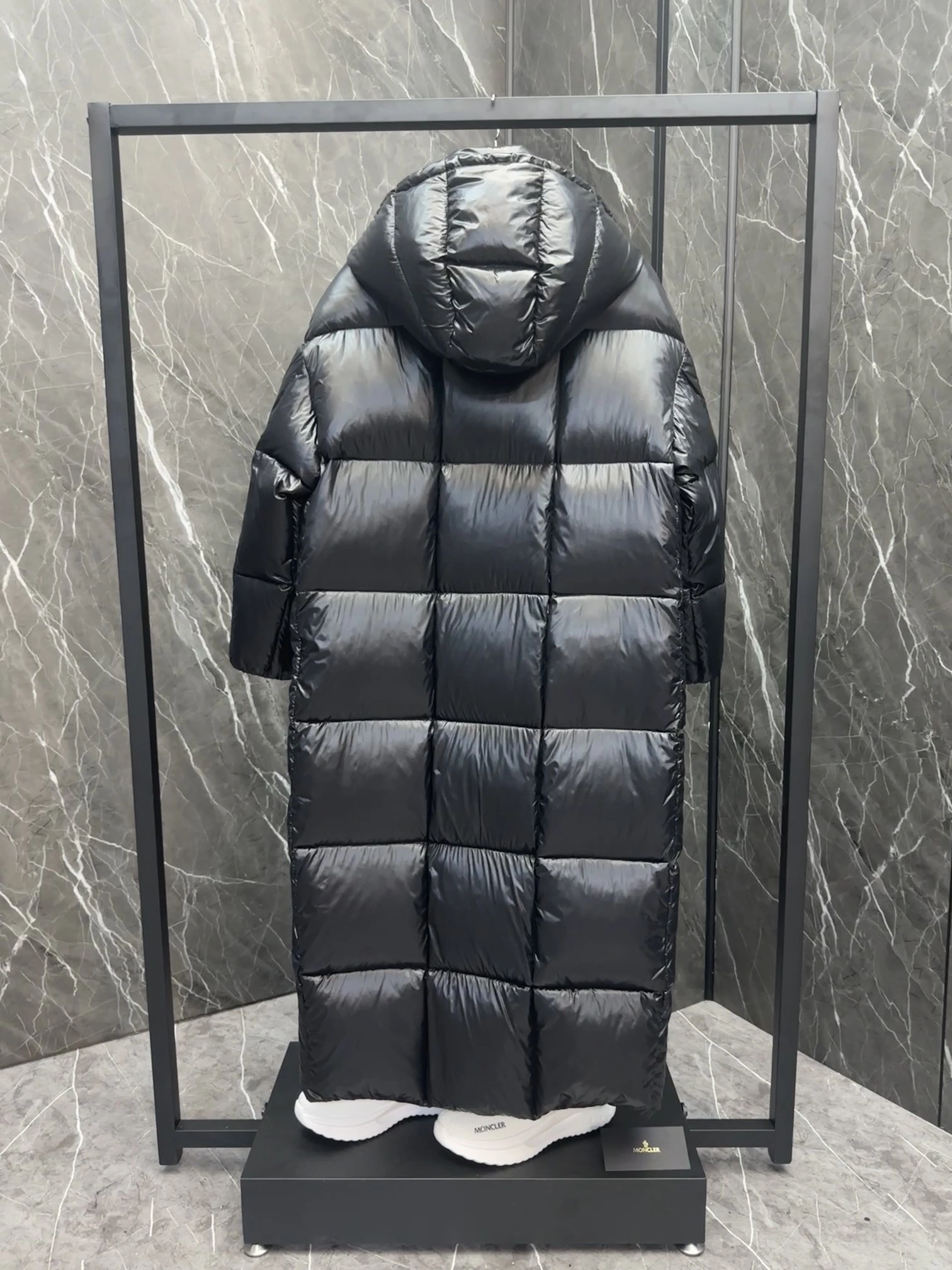 Lightweight Moncler Down Jackets 146429