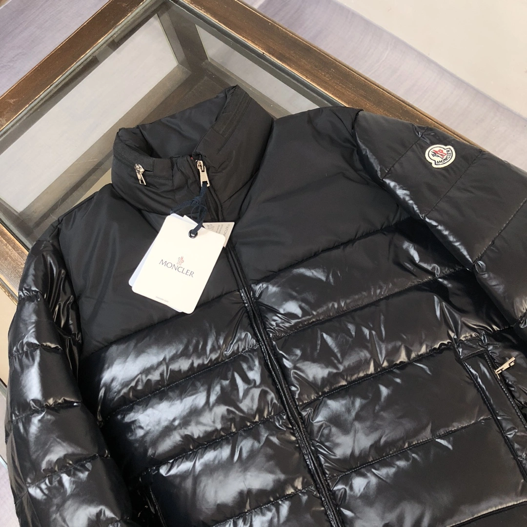 Classic Moncler Down Jackets 146408