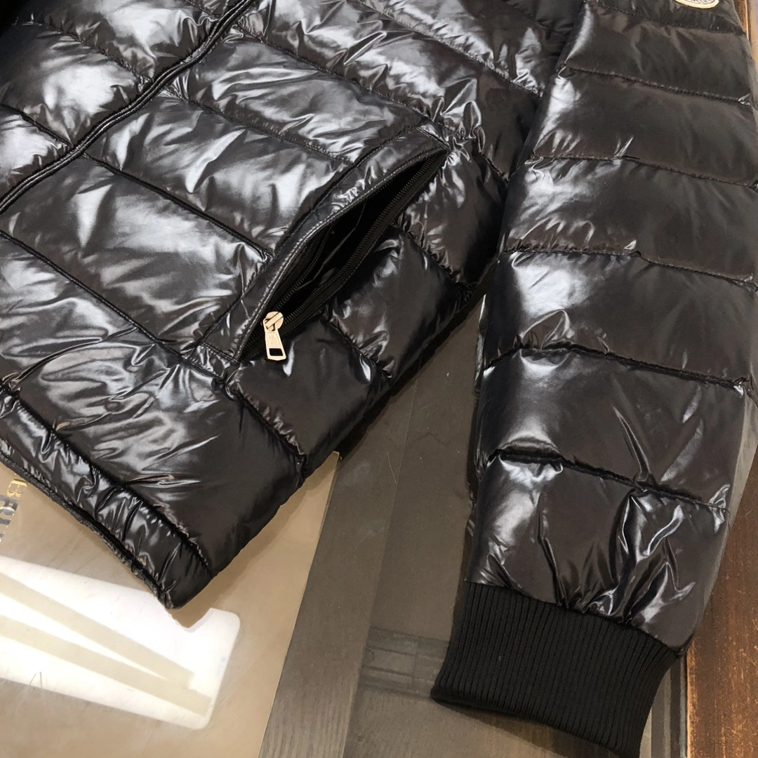Classic Moncler Down Jackets 146408