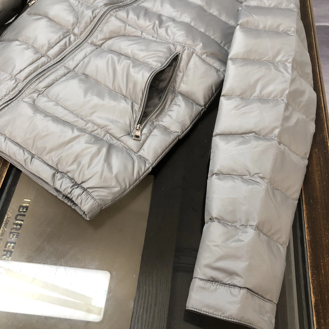 Moncler Down Jackets Sophisticated 146413