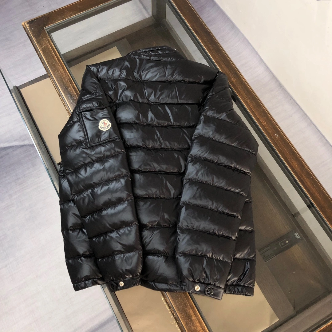 Moncler Down Jackets FlexibleFit 146414