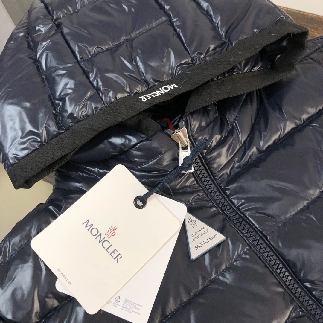 EasyMatch Moncler Down Jackets 146416