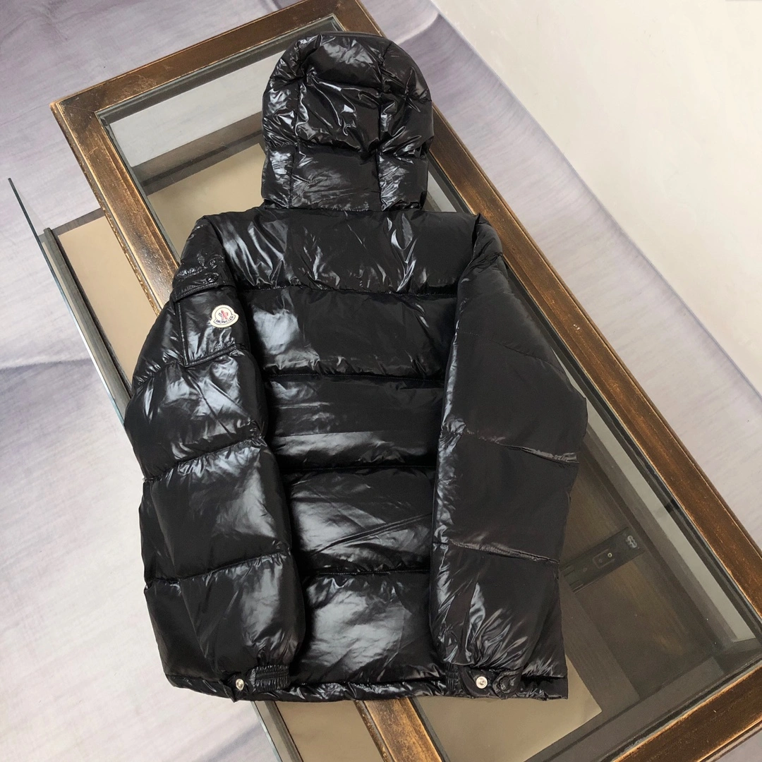 Durable Moncler Down Jackets 146405