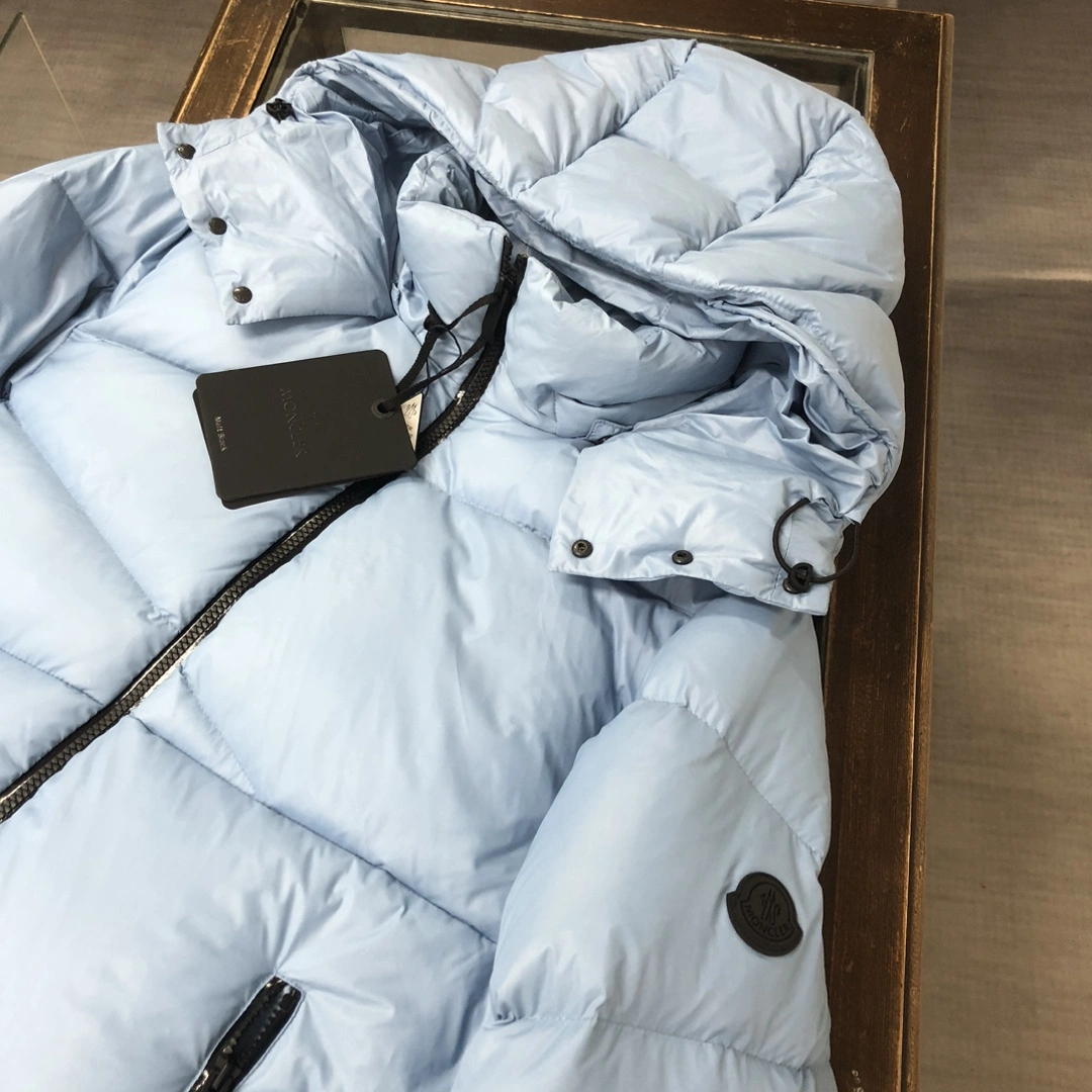 Moncler Down Jackets Timeless 146402