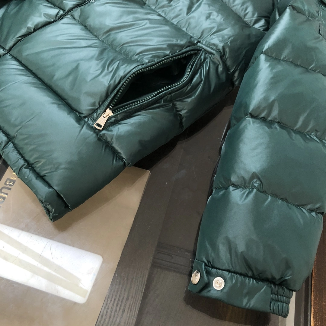 Moncler Down Jackets FreshLook 146427