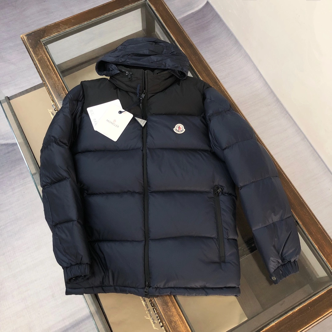 Moncler Down Jackets TravelReady 146421