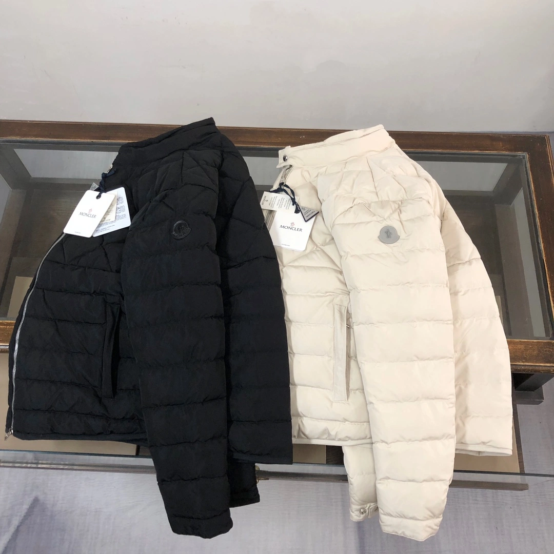 Moncler Down Jackets Elegant 146425