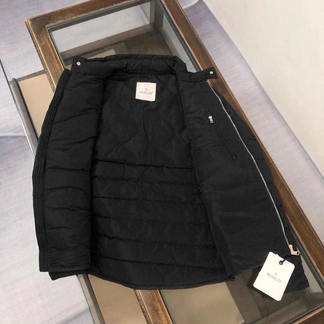 Moncler Down Jackets Elegant 146425