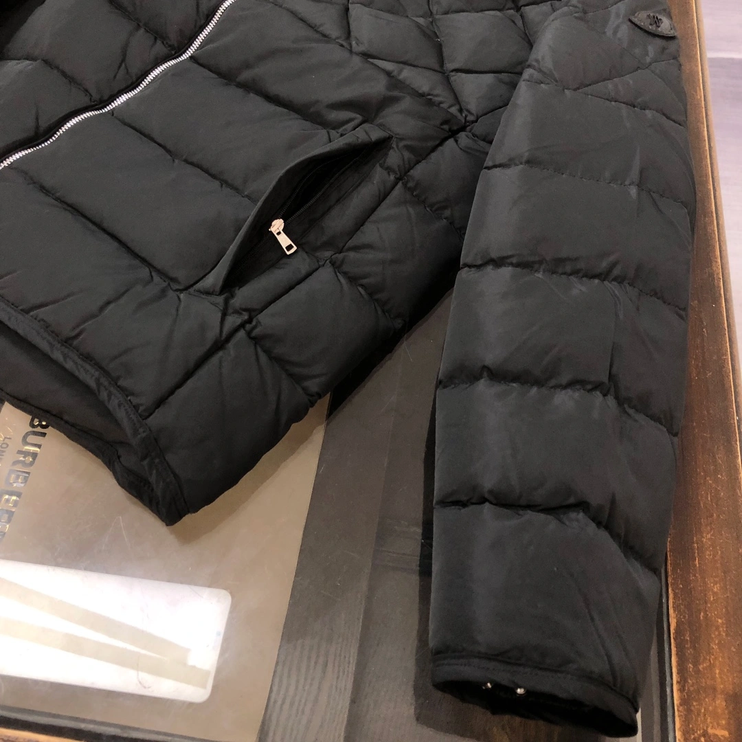 Soft Moncler Down Jackets 146437