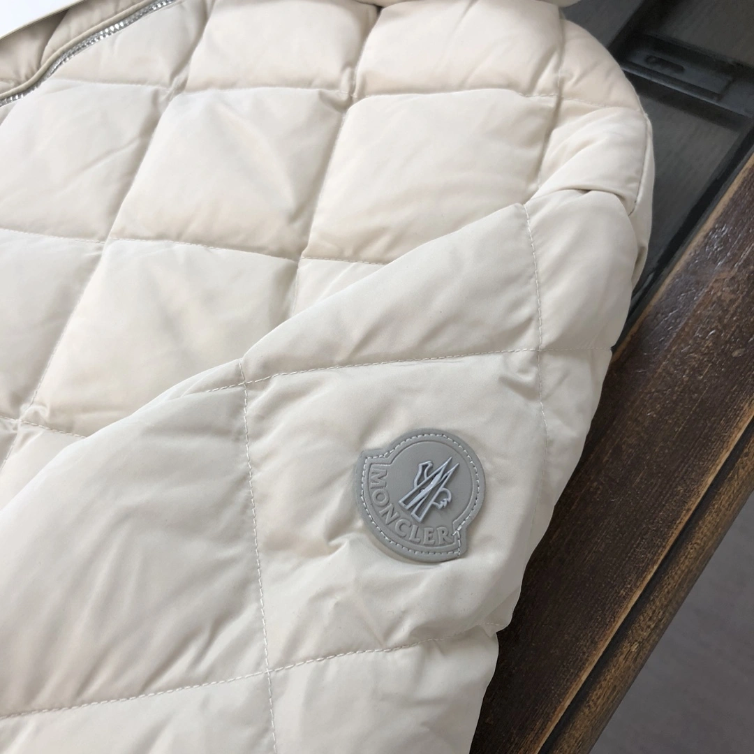 Moncler Down Jackets Lightweight 146417