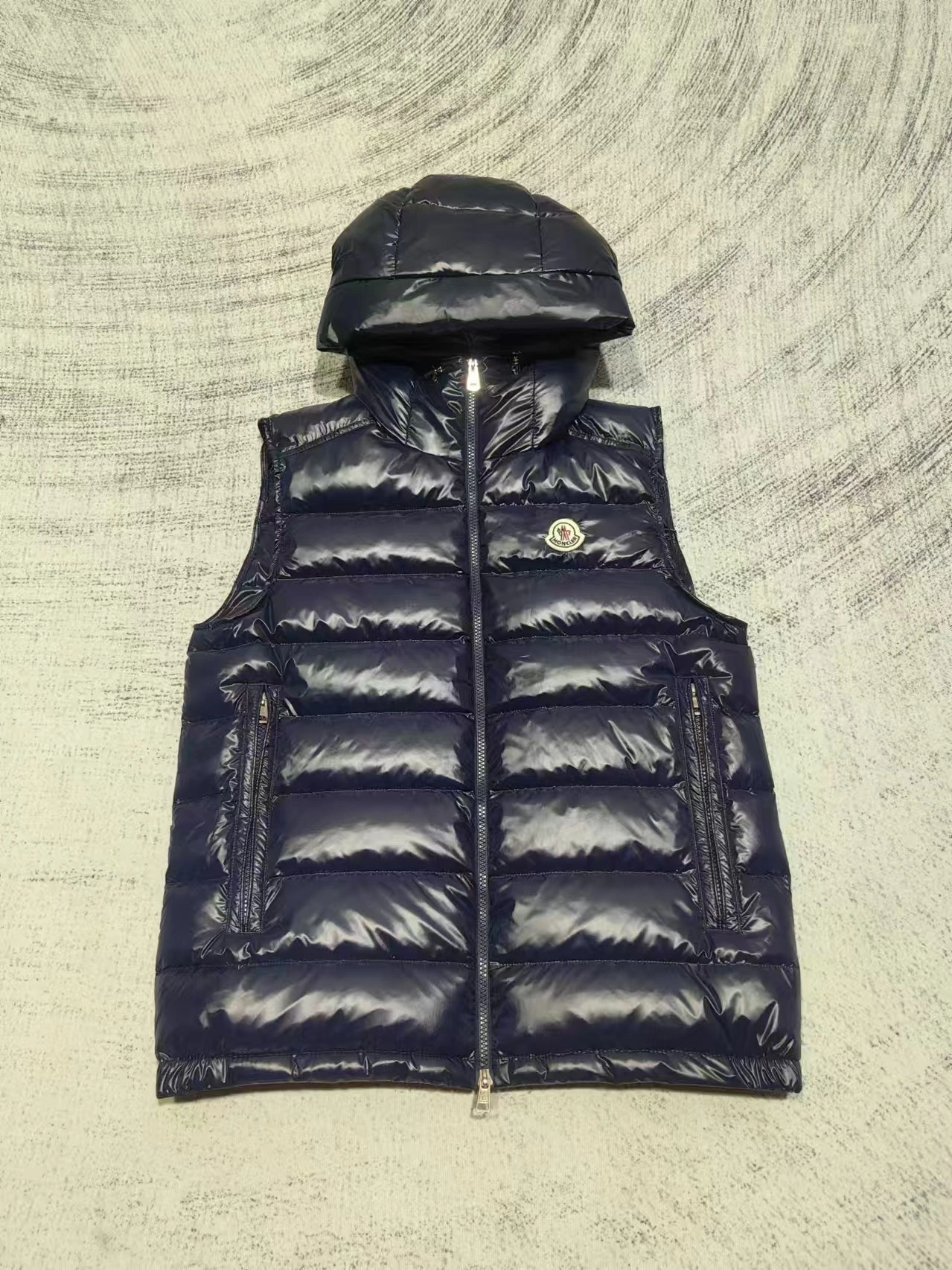 Moncler Down Jackets NewStyle 146418