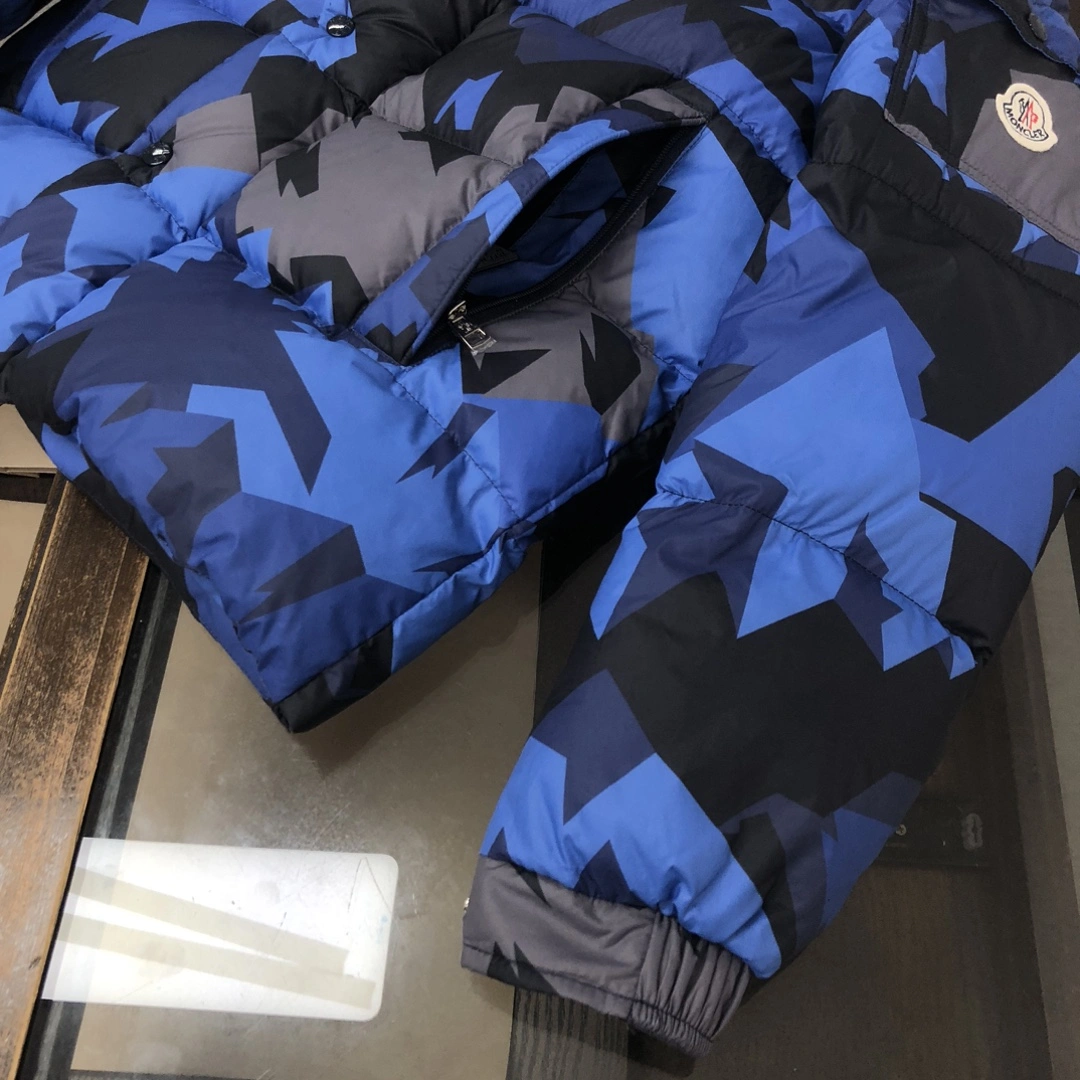 Breathable Moncler Down Jackets 146424