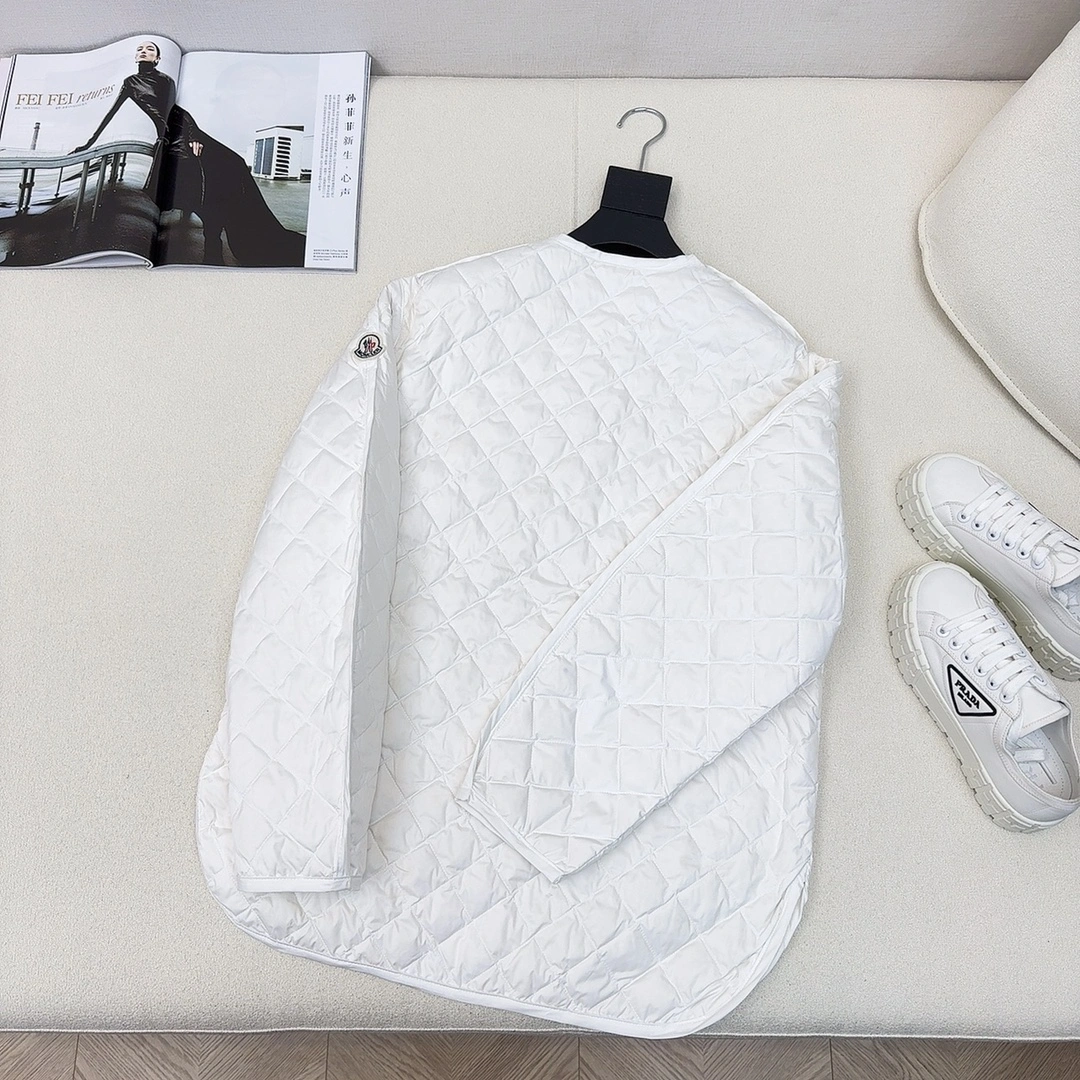 Moncler Down Jackets Affordable 146401