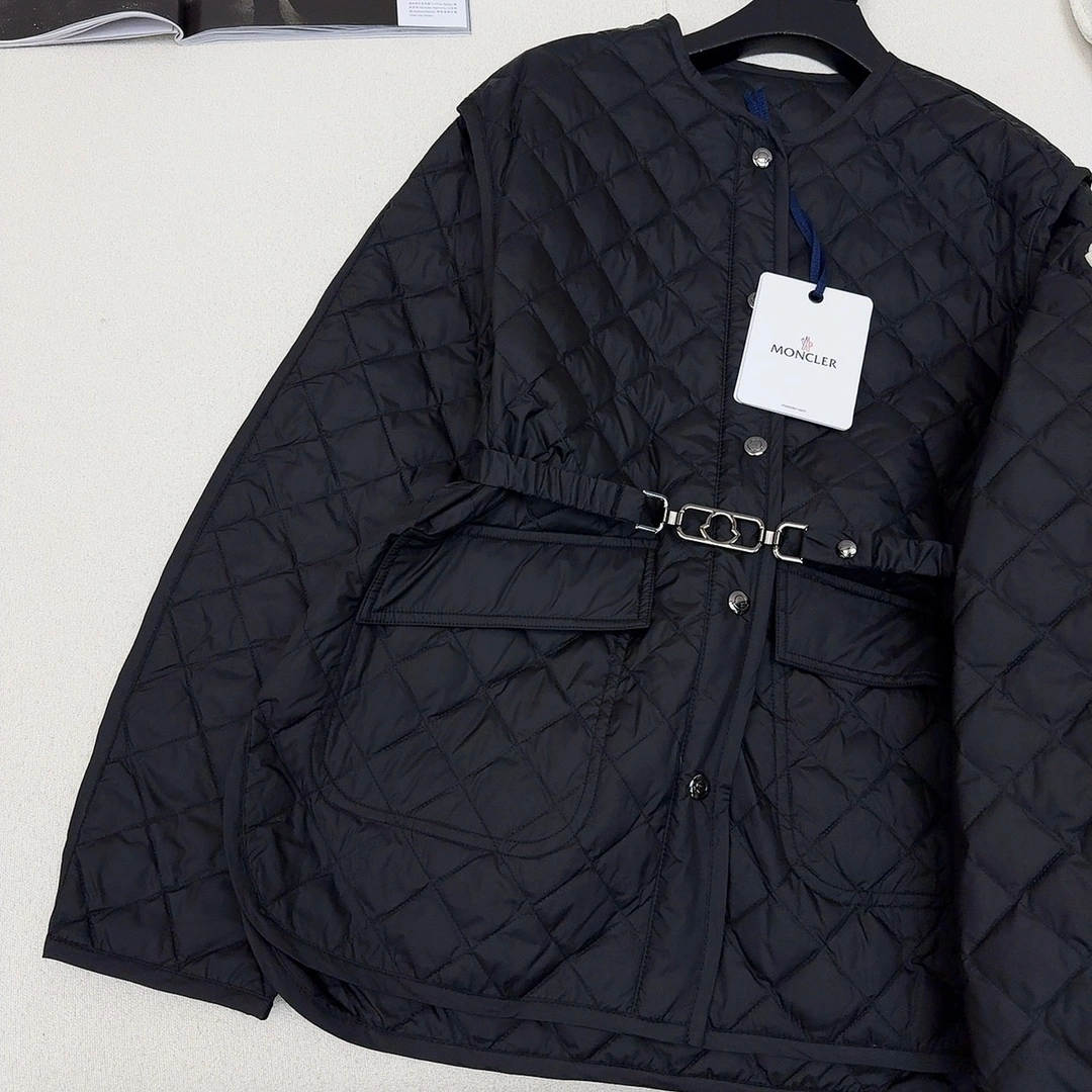 Moncler Down Jackets Modern 146403