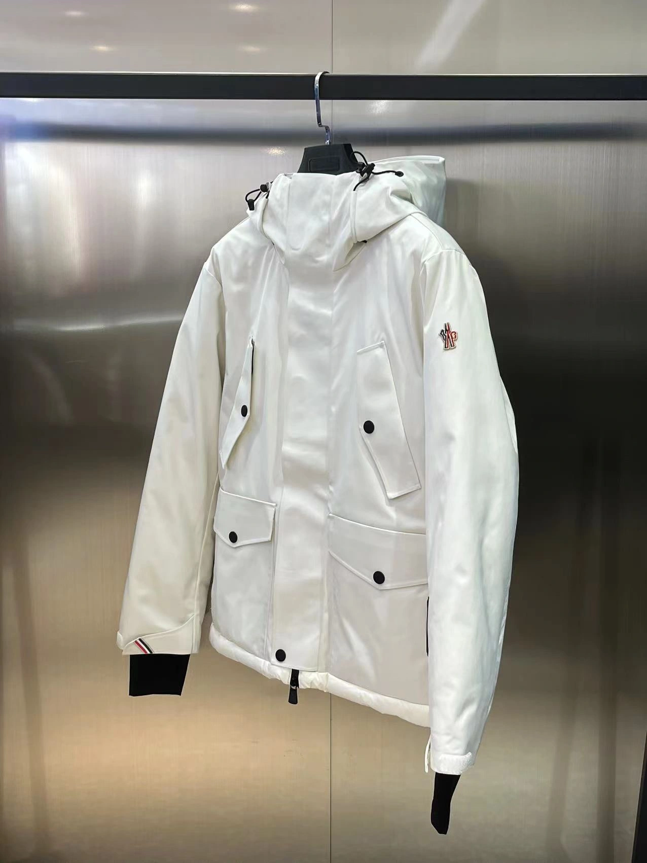 Moncler Down Jackets HighQuality 146415