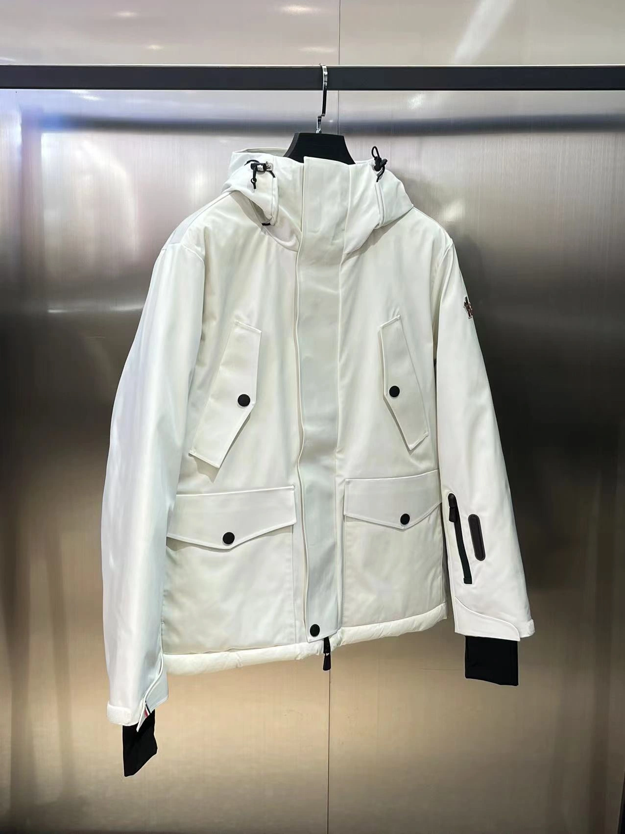 Moncler Down Jackets HighQuality 146415