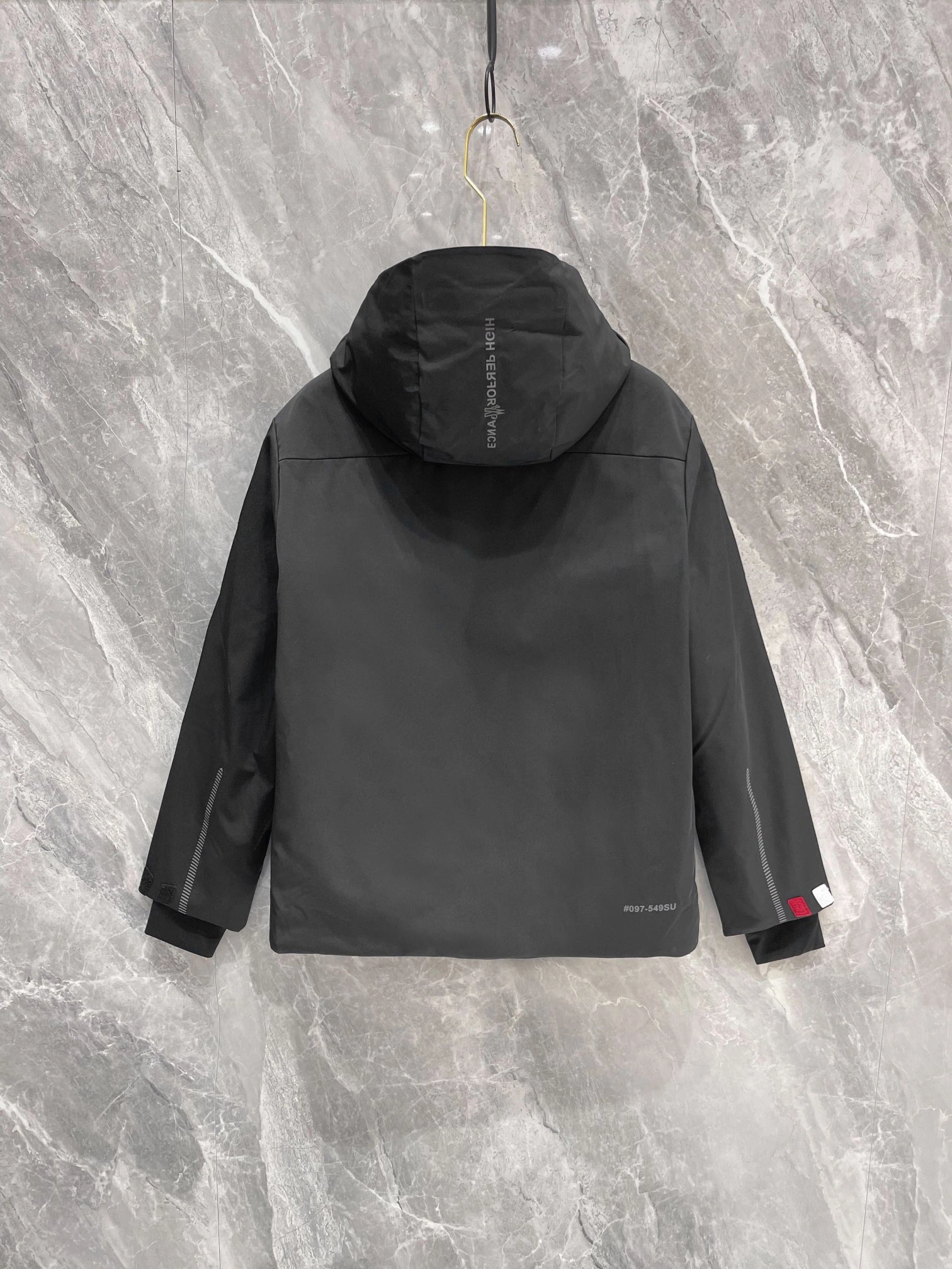 Trendsetting Moncler Down Jackets 146398