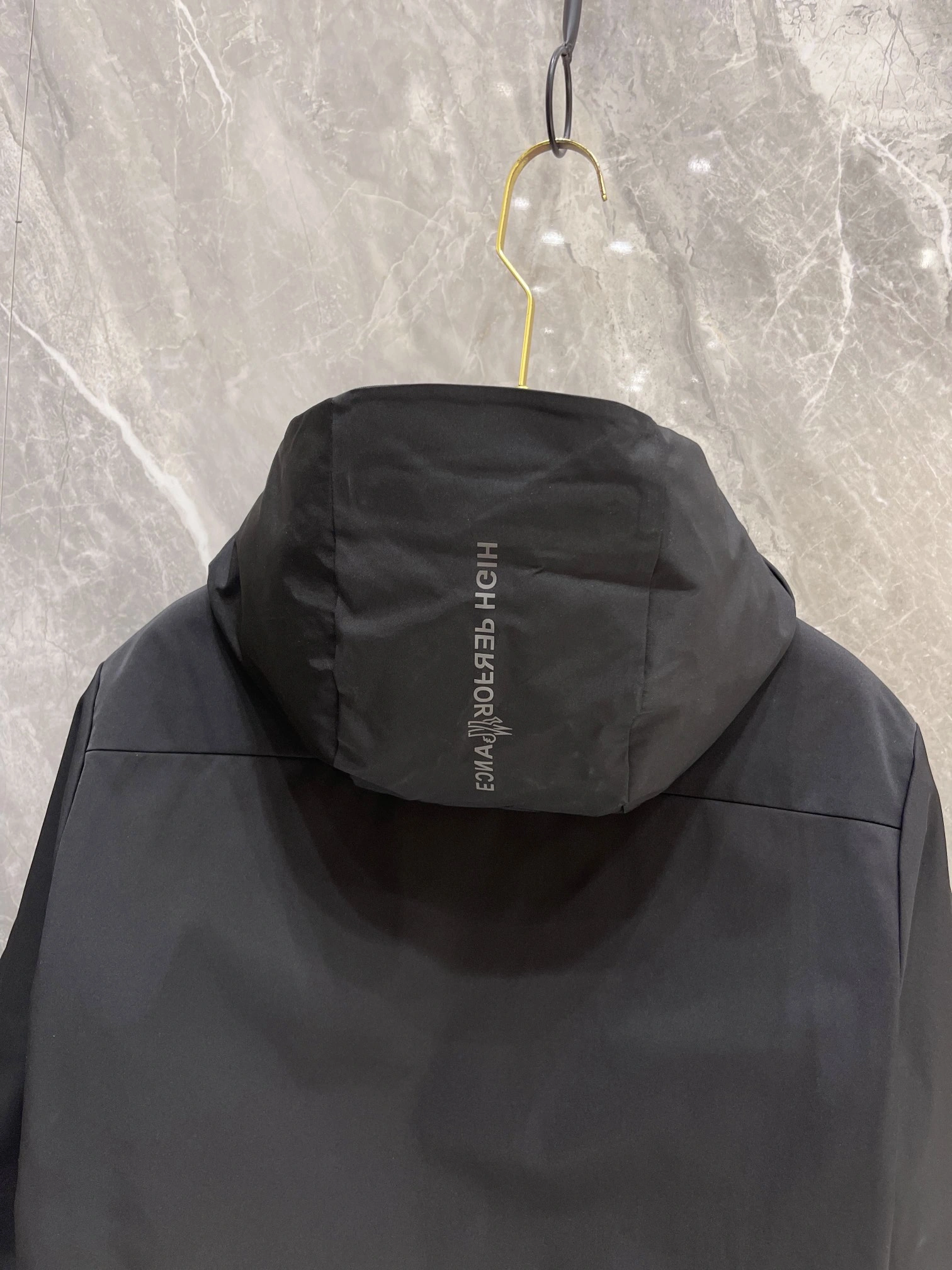 Trendsetting Moncler Down Jackets 146398
