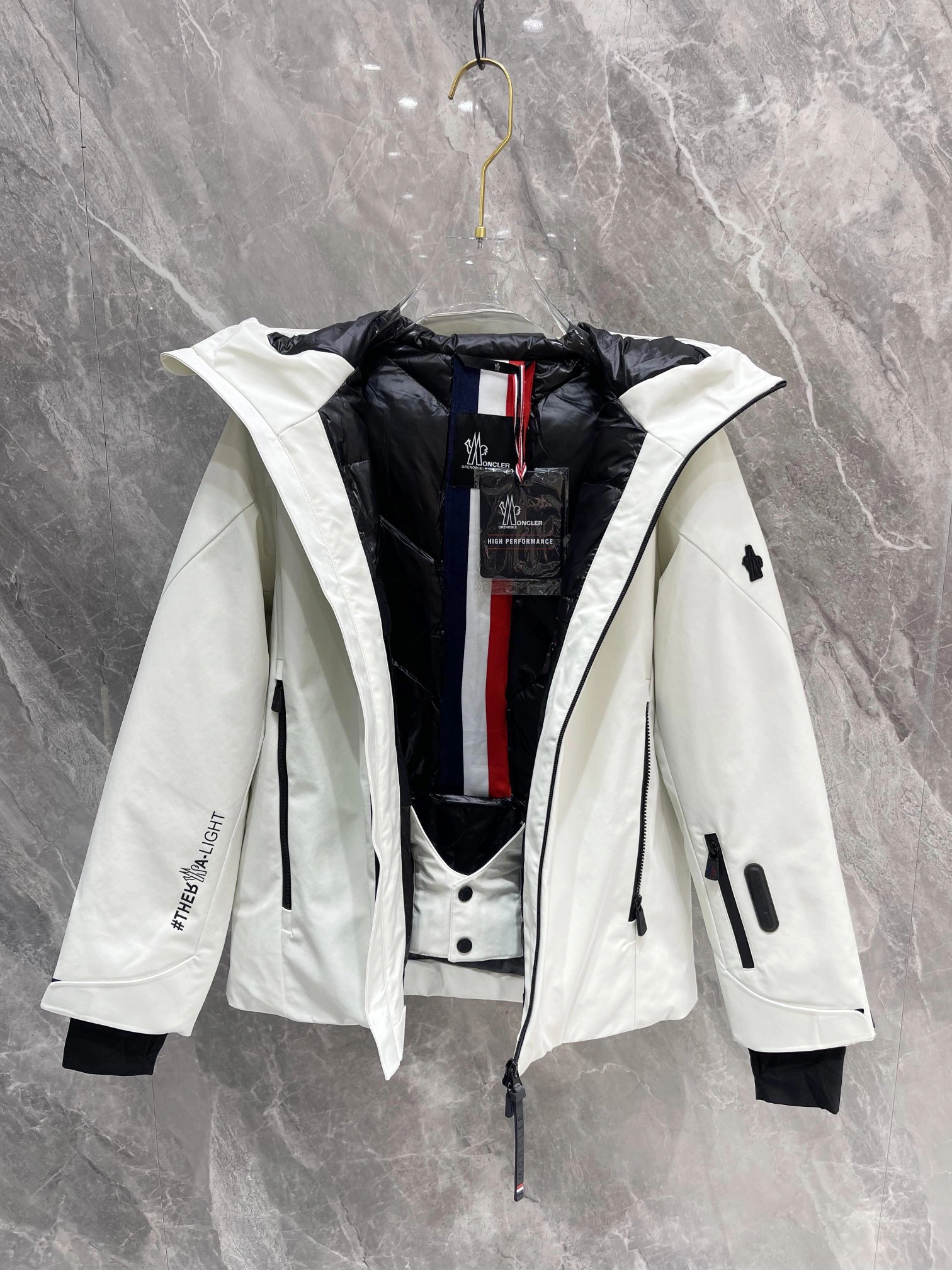 Sleek Moncler Down Jackets 146406
