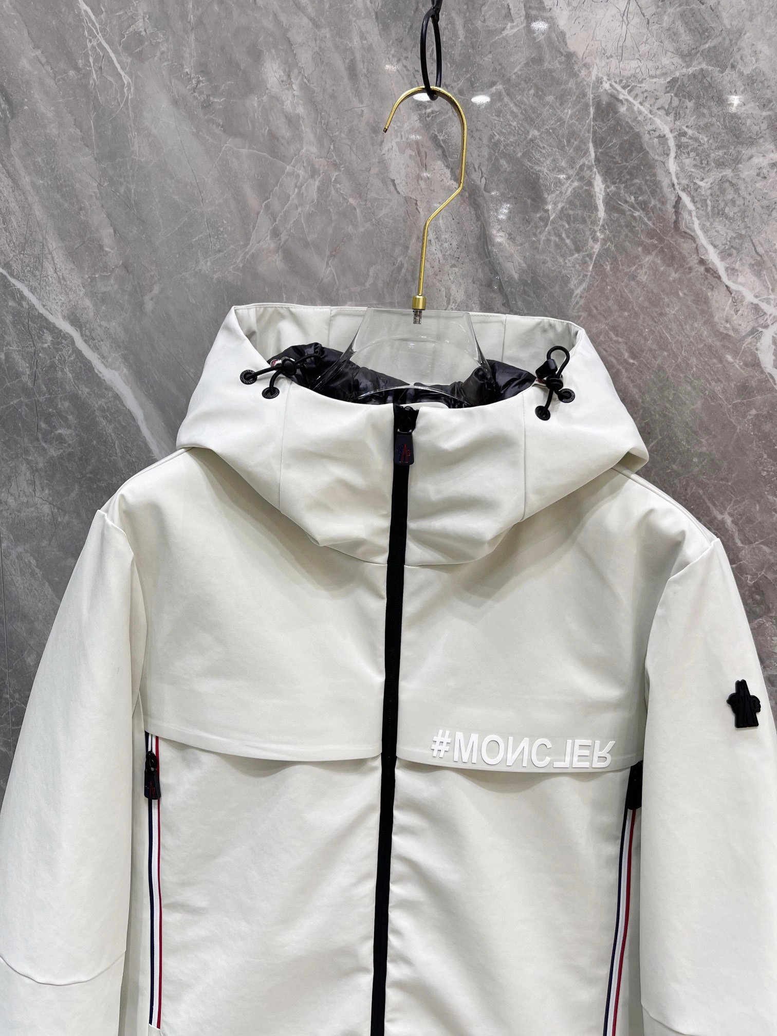 Minimalist Moncler Down Jackets 146396
