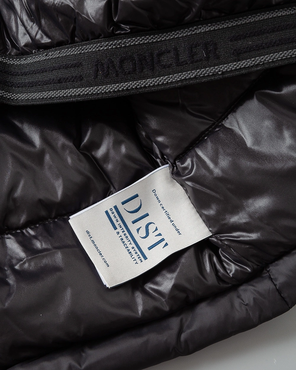 Attractive Moncler Down Jackets 146397