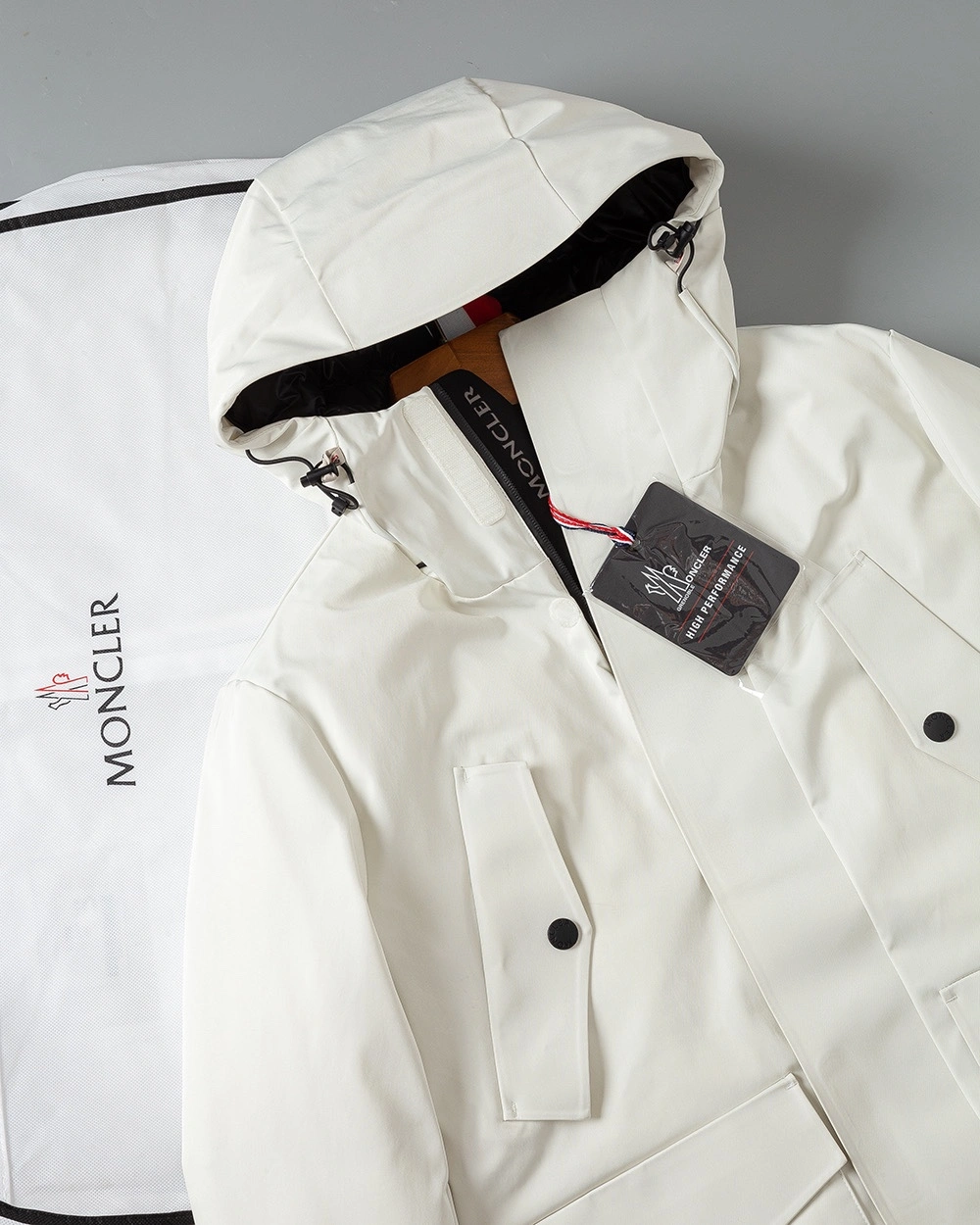 Moncler Down Jackets Cozy 146394