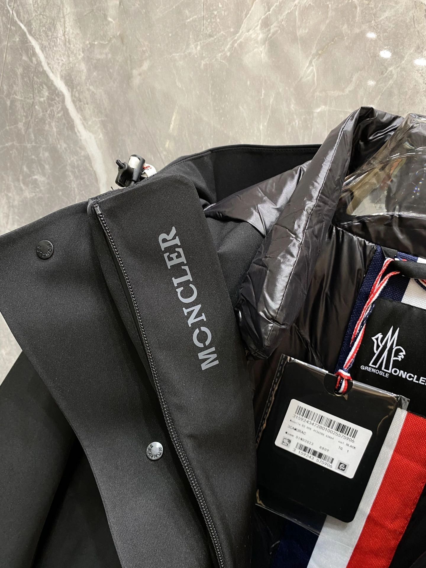 SportInspired Moncler Down Jackets 146395
