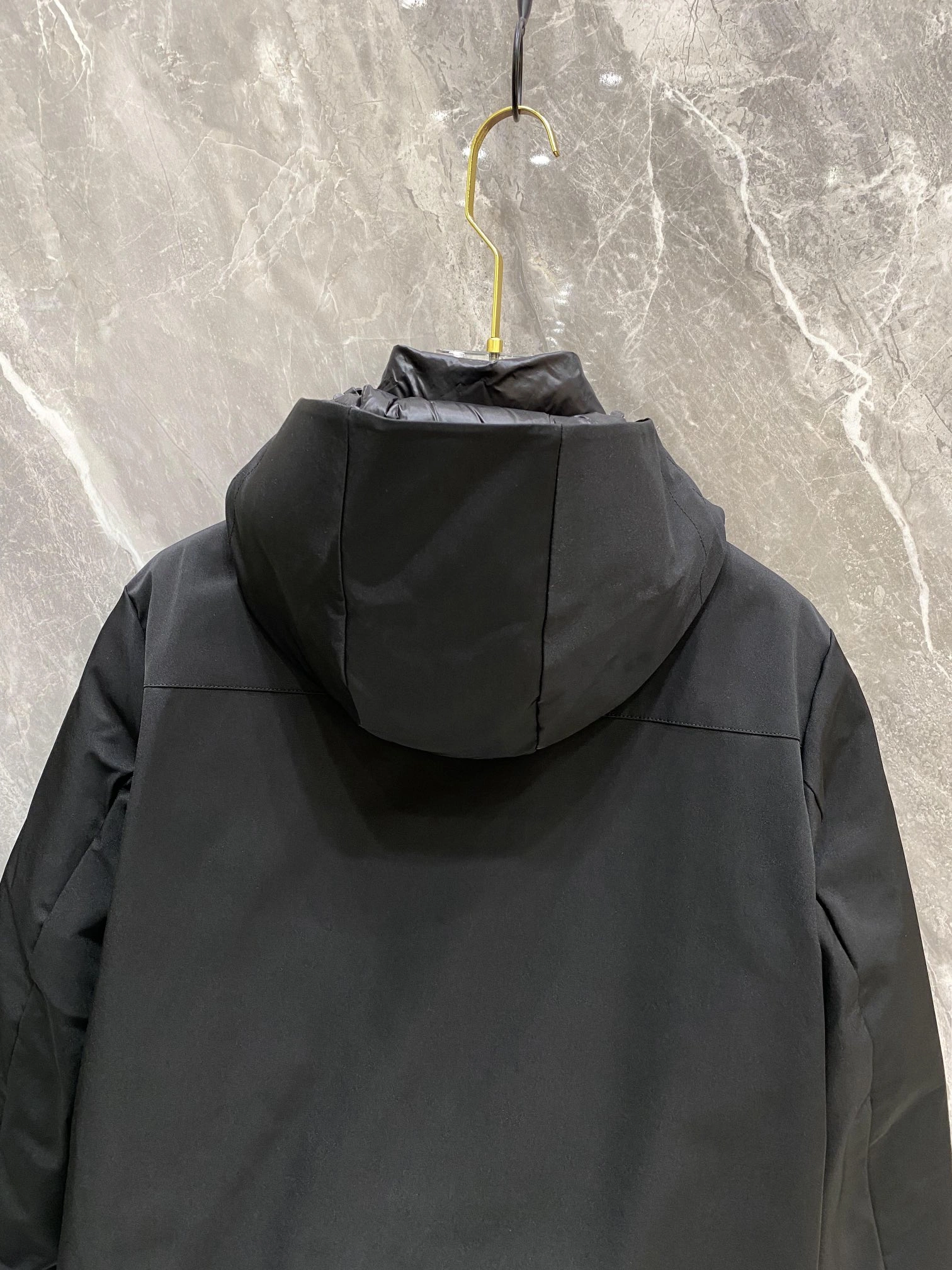 SportInspired Moncler Down Jackets 146395